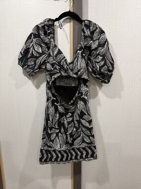 Dynamite cut out dress